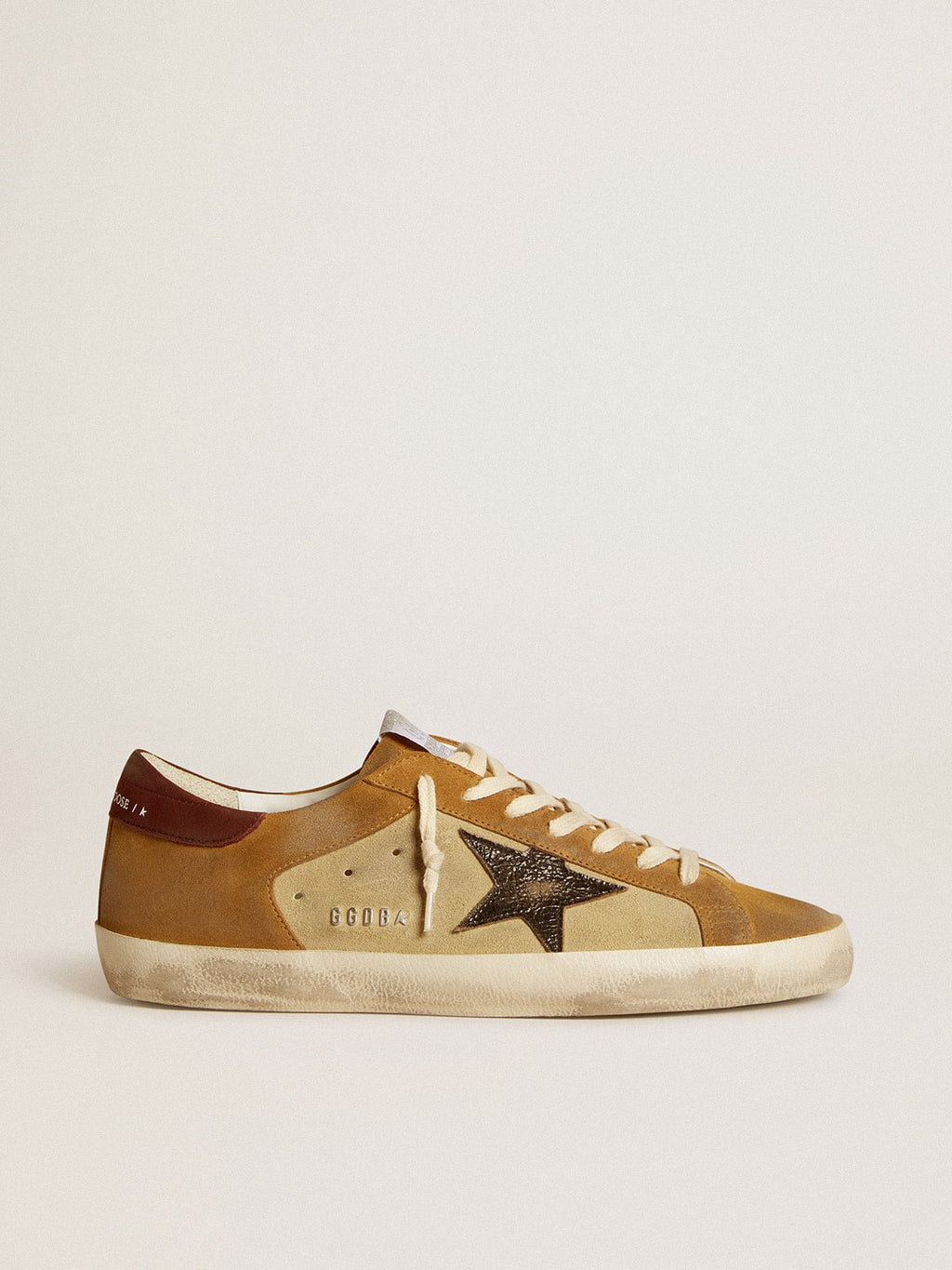 Men's Super-Star in beige and caramel suede with black crackle leather star| Golden Goose