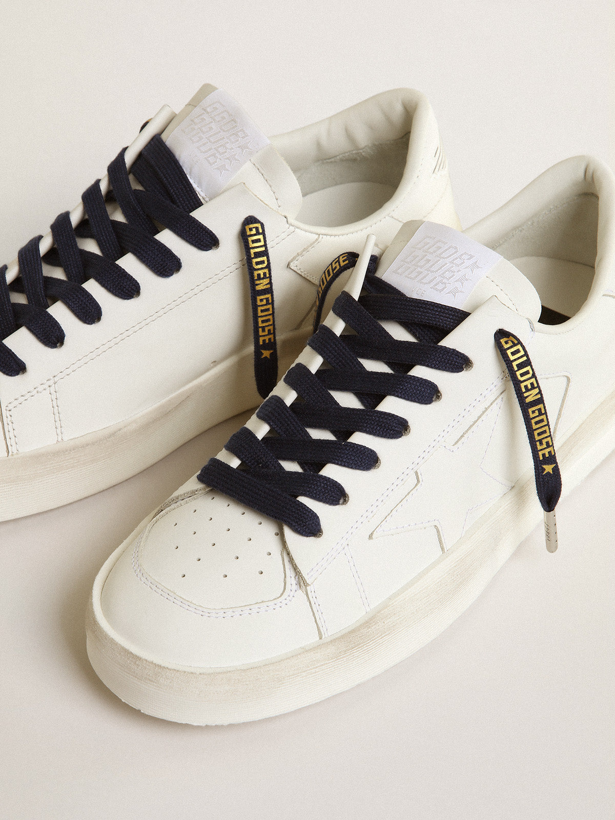 Navy-blue cotton laces with contrasting gold-colored logo| Golden Goose