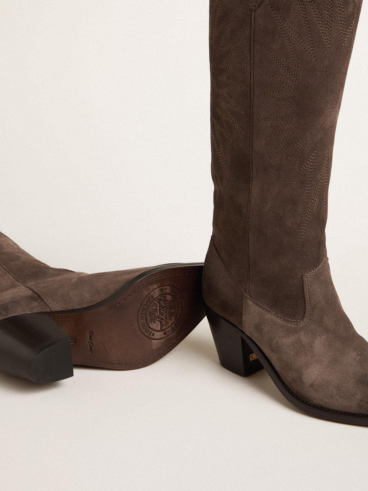 Wish Star boots in dark brown suede with tone-on-tone inlay star| Golden Goose