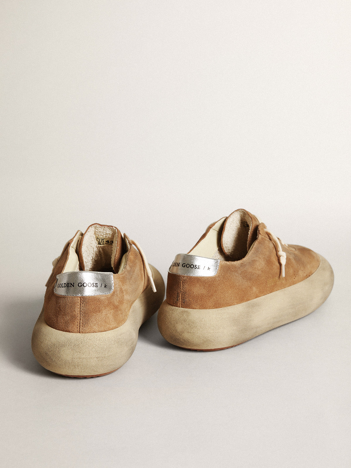 Men's Space-Star in tobacco-colored suede| Golden Goose