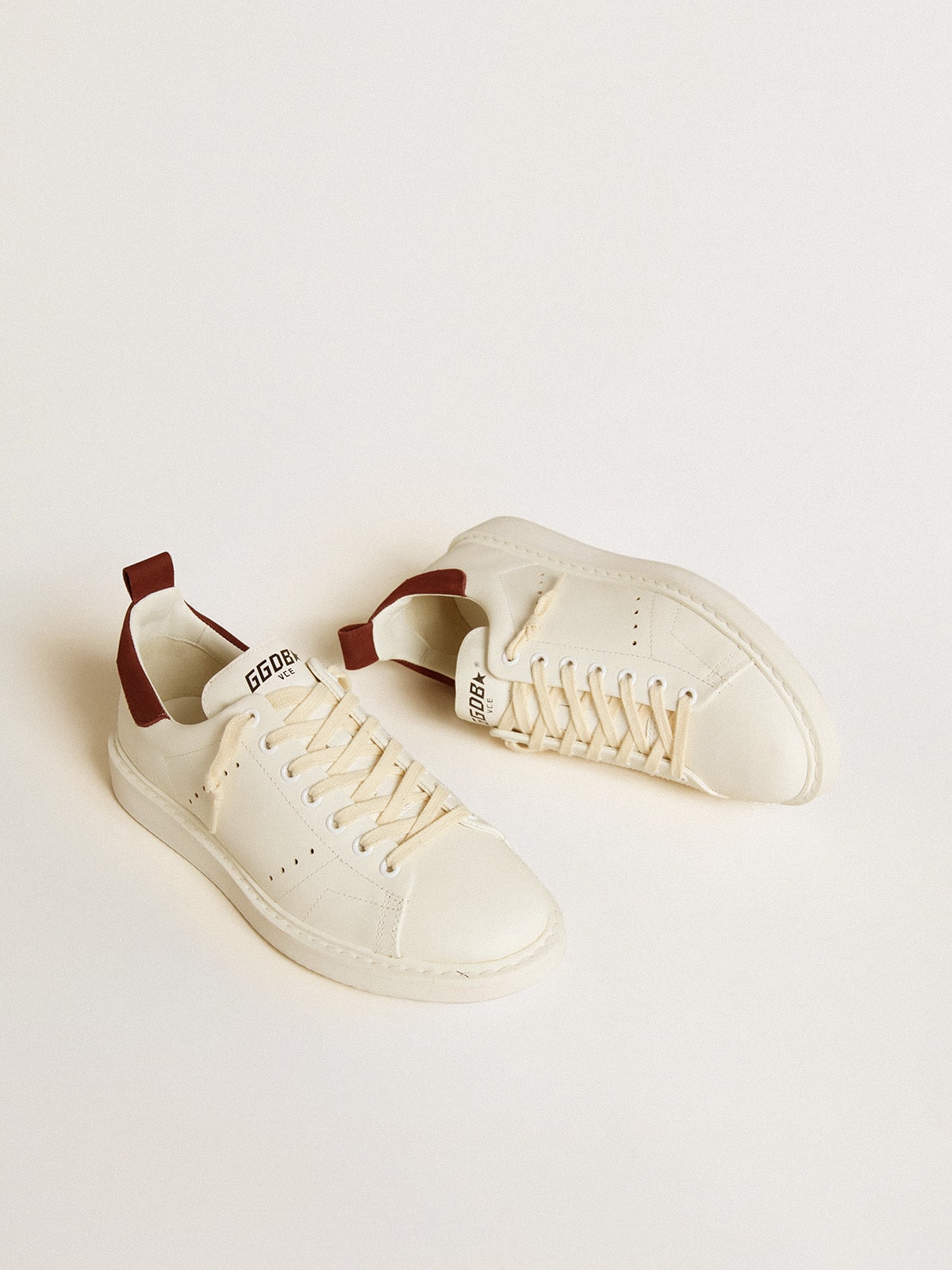 Women's Starter in white leather with burgundy nubuck heel tab| Golden Goose