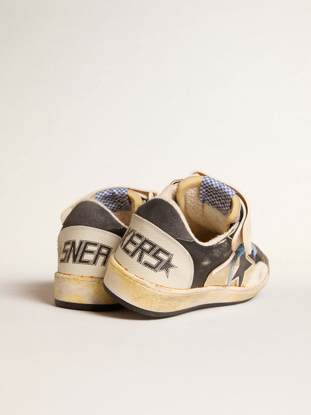 Women's Ball Star Pro in black leather with Velcro strap| Golden Goose